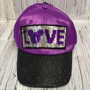 Disney Parks Mickey Mouse LOVE Cap NWT